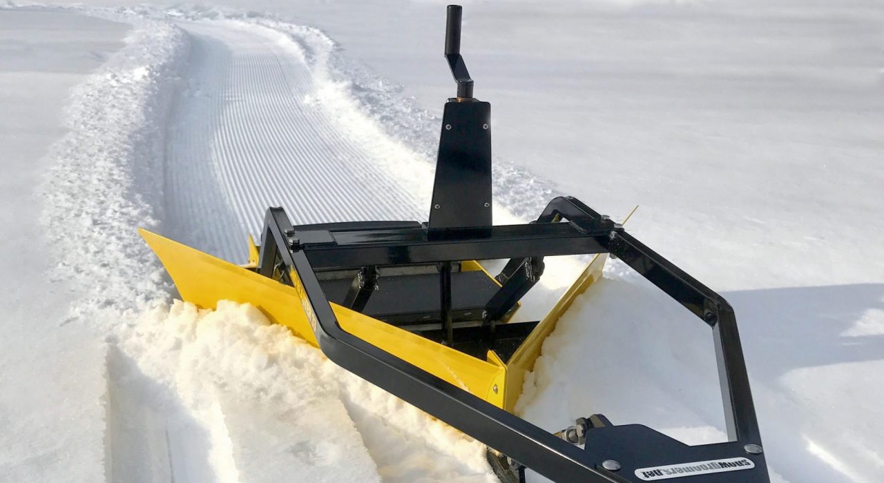 SNO BLASTER 33 snow groomer