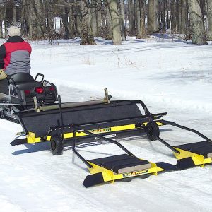 Laying double ski tracks