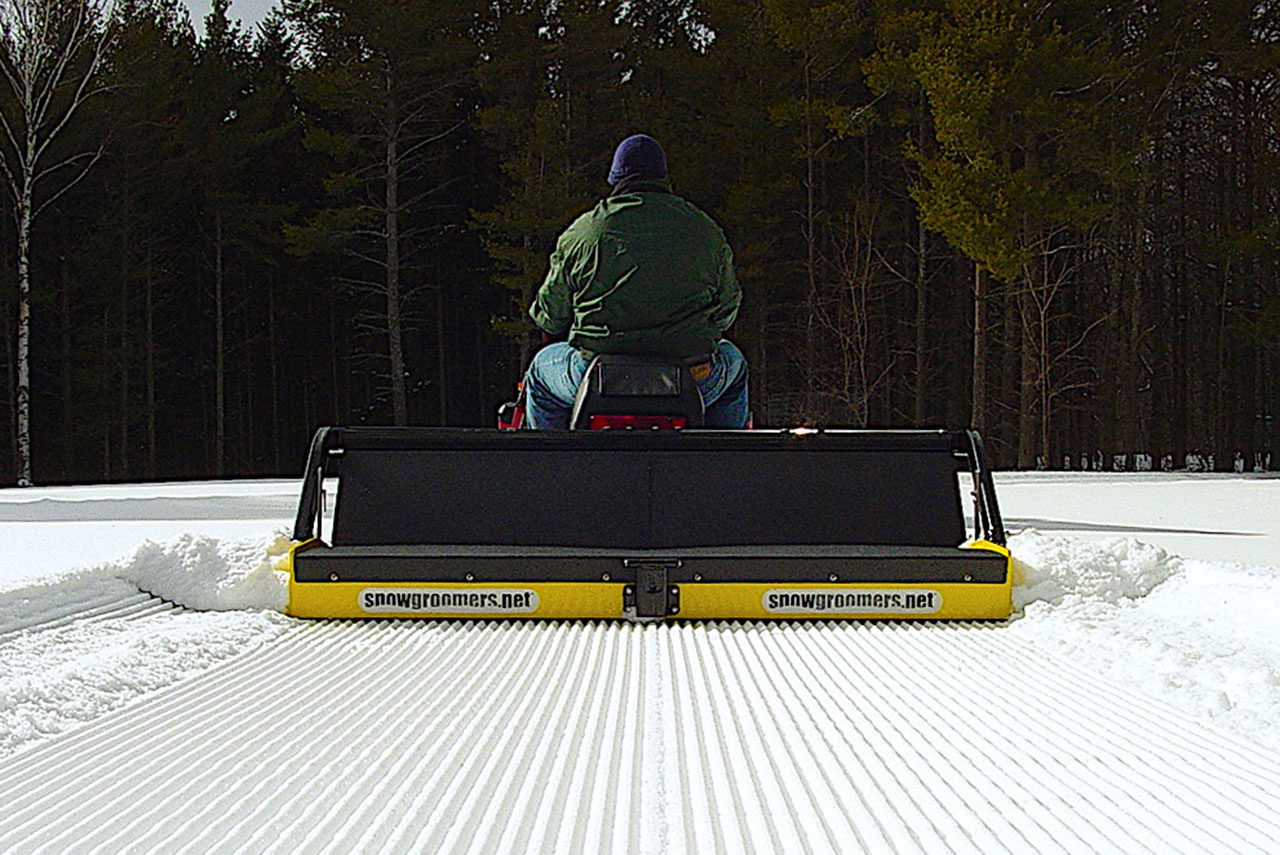 SM48 w/SNORAZOR w/SM REAR HITCH Snow Groomers, Snow Groomer, Cross