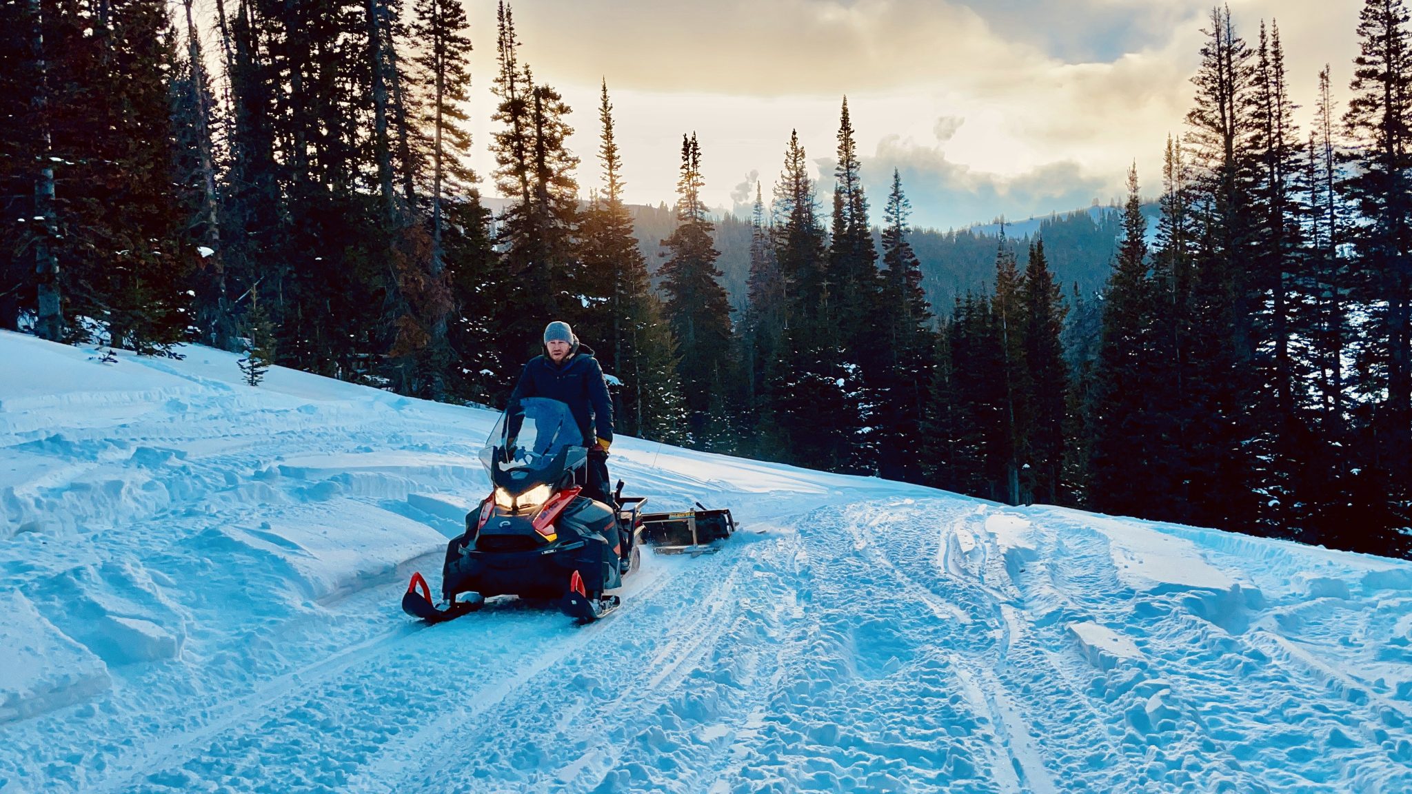 Side by side versus snowmobile for snowgrooming Snow Groomers, Snow